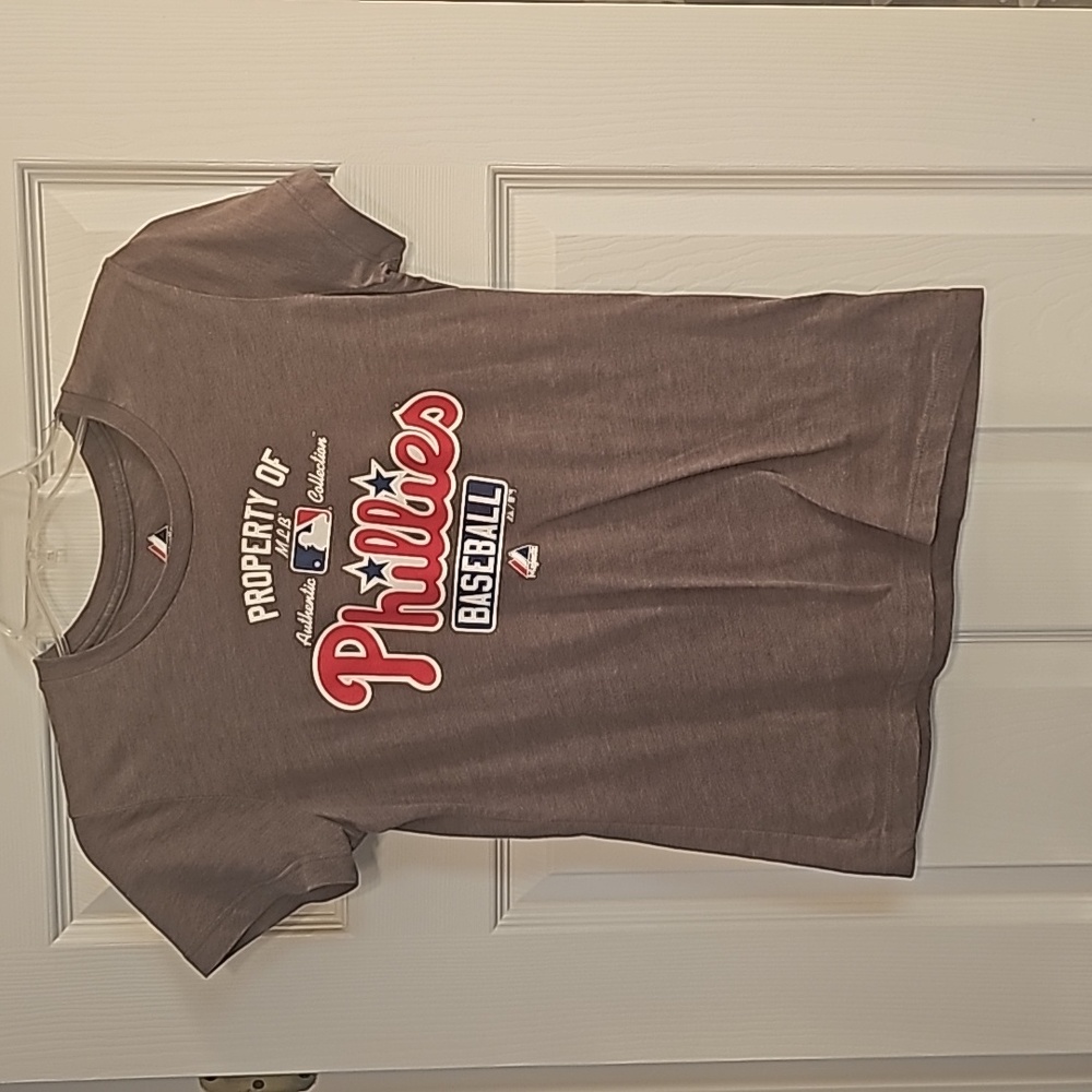 Philadelphia Phillies T-Shirt Small